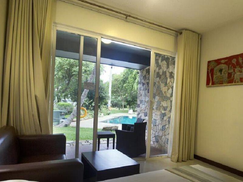Miridiya Lake Resort Anuradhapura Exterior photo